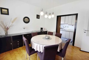 Dining - Holiday apartment 3 bedroom apartment Diva by the sea (Umag)