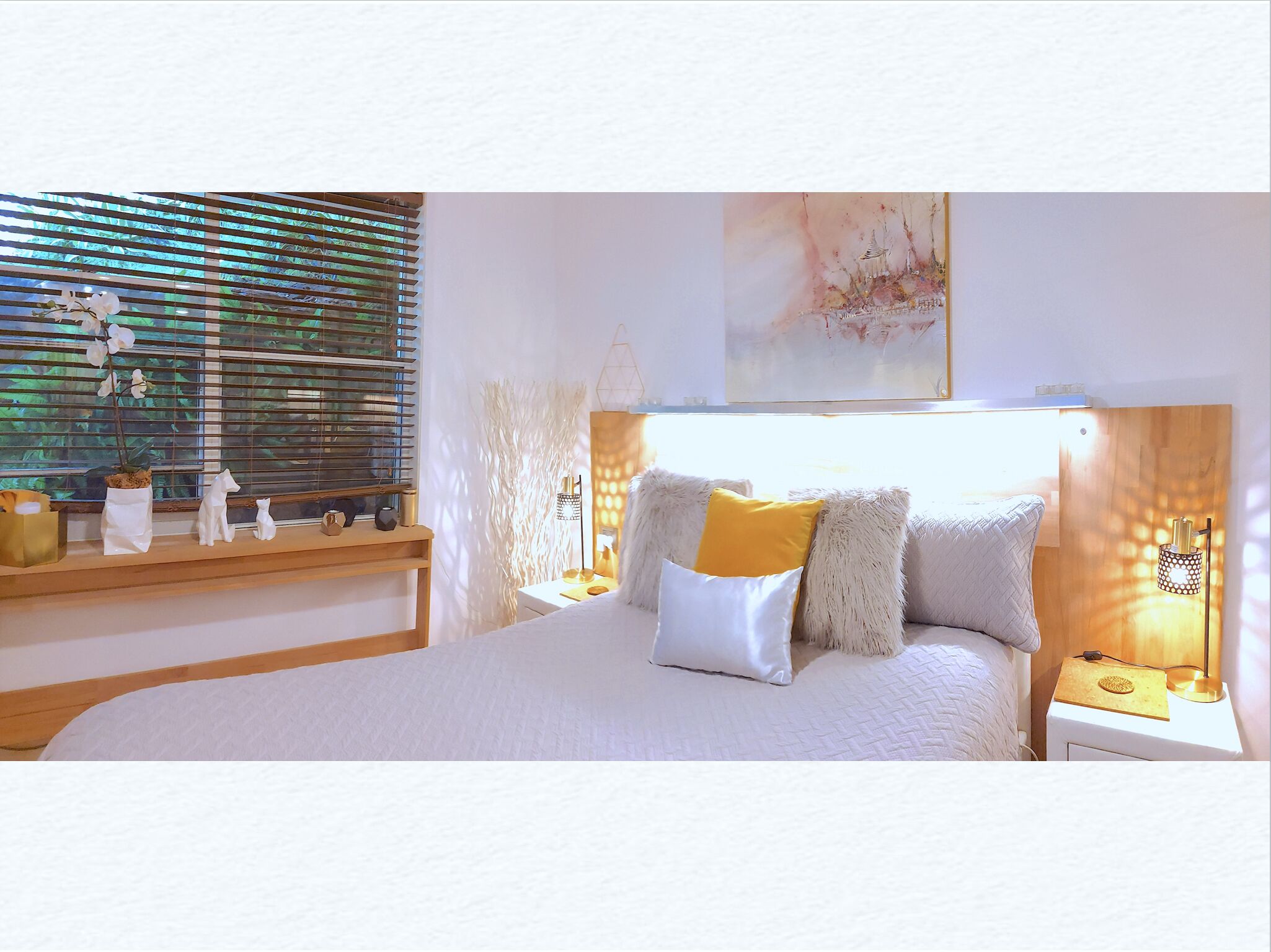 1 Queen Bed Beach home at Palm Beach! Ocean Beach, Rest and Venues!