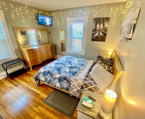 3 chambres, fer et planche à repasser, lit parapluie, Wi-Fi gratuit