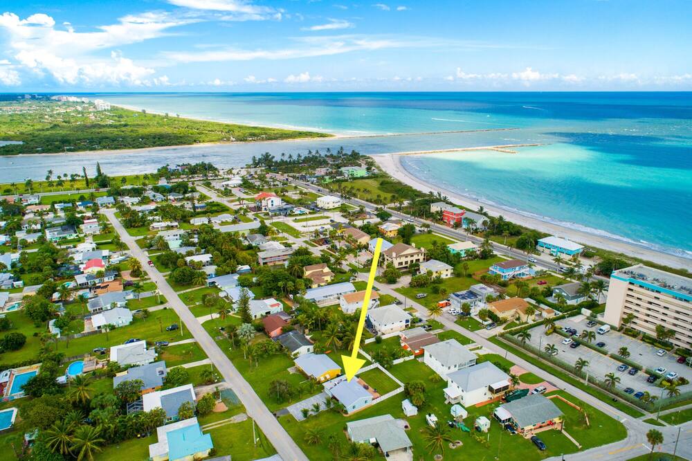 Hutchinson Island Private vacation home