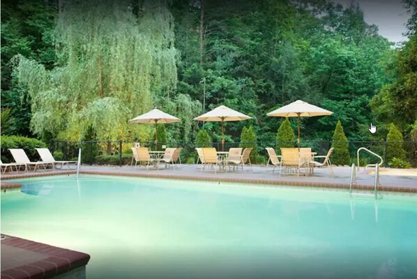 Indoor pool, outdoor pool