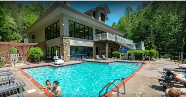 Indoor pool, outdoor pool