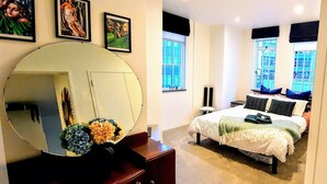 2 Schlafzimmer, Schreibtisch, Bügeleisen/Bügelbrett, kostenloses WLAN
