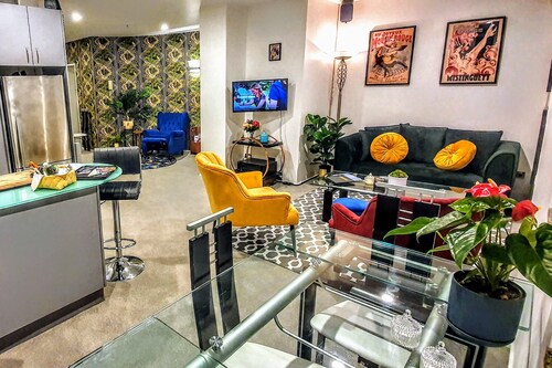 Art Deco Luxury in the Heart Of Wellington