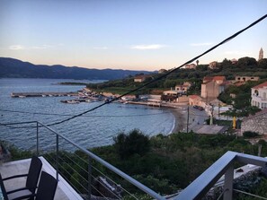 Property grounds - Apartmani Loredana - One-bedroom Apartment with Sea View (Lumbarda)