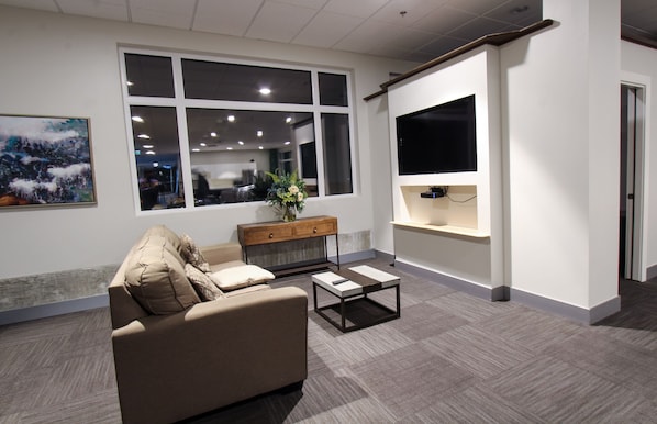 Smart TV, offices