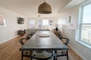 Dining - A License to Chill B- Pet-friendly Duplex, Pool (Gulf Shores)