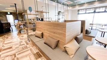 Free continental breakfast