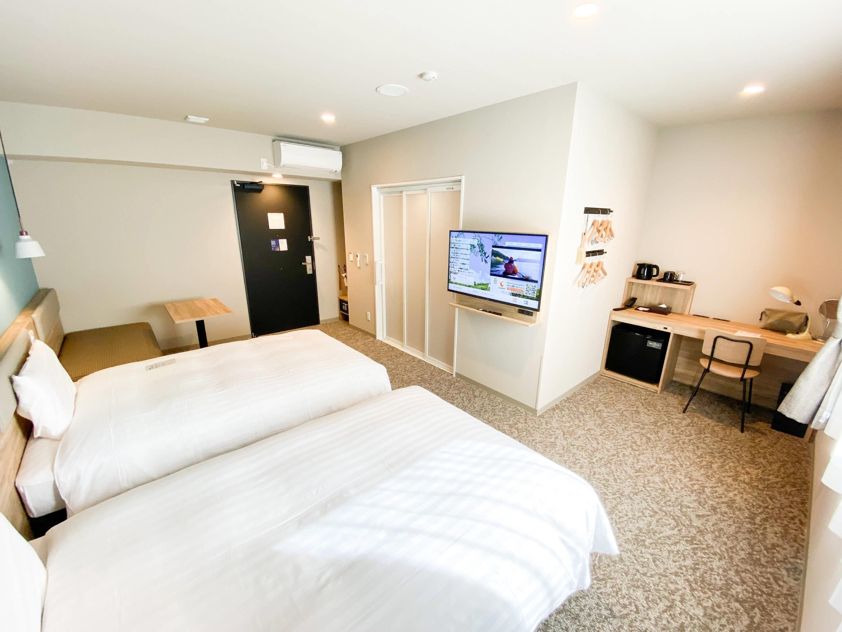 In-room safe, desk, blackout drapes, soundproofing