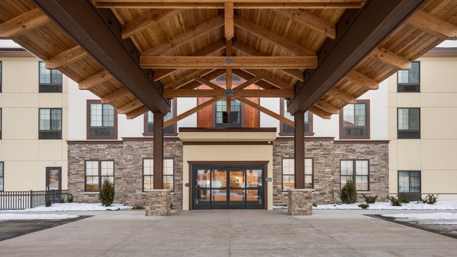 MainStay Suites Gaylord