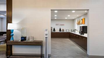 Petit déjeuner continental compris tous les jours