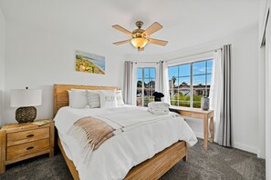 6 makuuhuonetta, työpöytä, silitysrauta/-lauta, ilmainen Wi-Fi