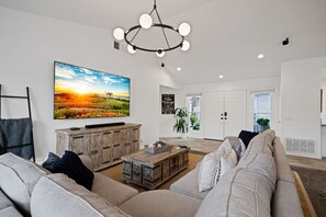 Smart TV, table tennis, books