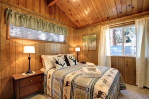 4 عدّة غرف نوم ومكواة/لوح كي وواي فاي مجانًا وملاءات أسرّة