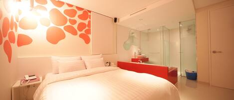 Individually decorated, individually furnished, soundproofing, free WiFi