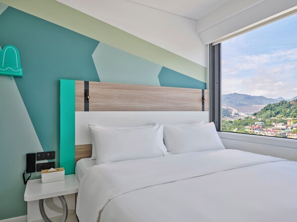 Rum - 1 kingsize-säng | Minibar, skrivbord, arbetsyta för laptop och gratis wi-fi