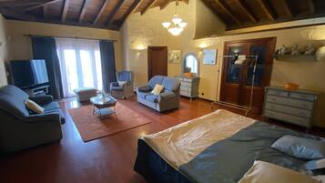 6 chambres, fer et planche Ă repasser, Wi-Fi gratuit, draps fournis