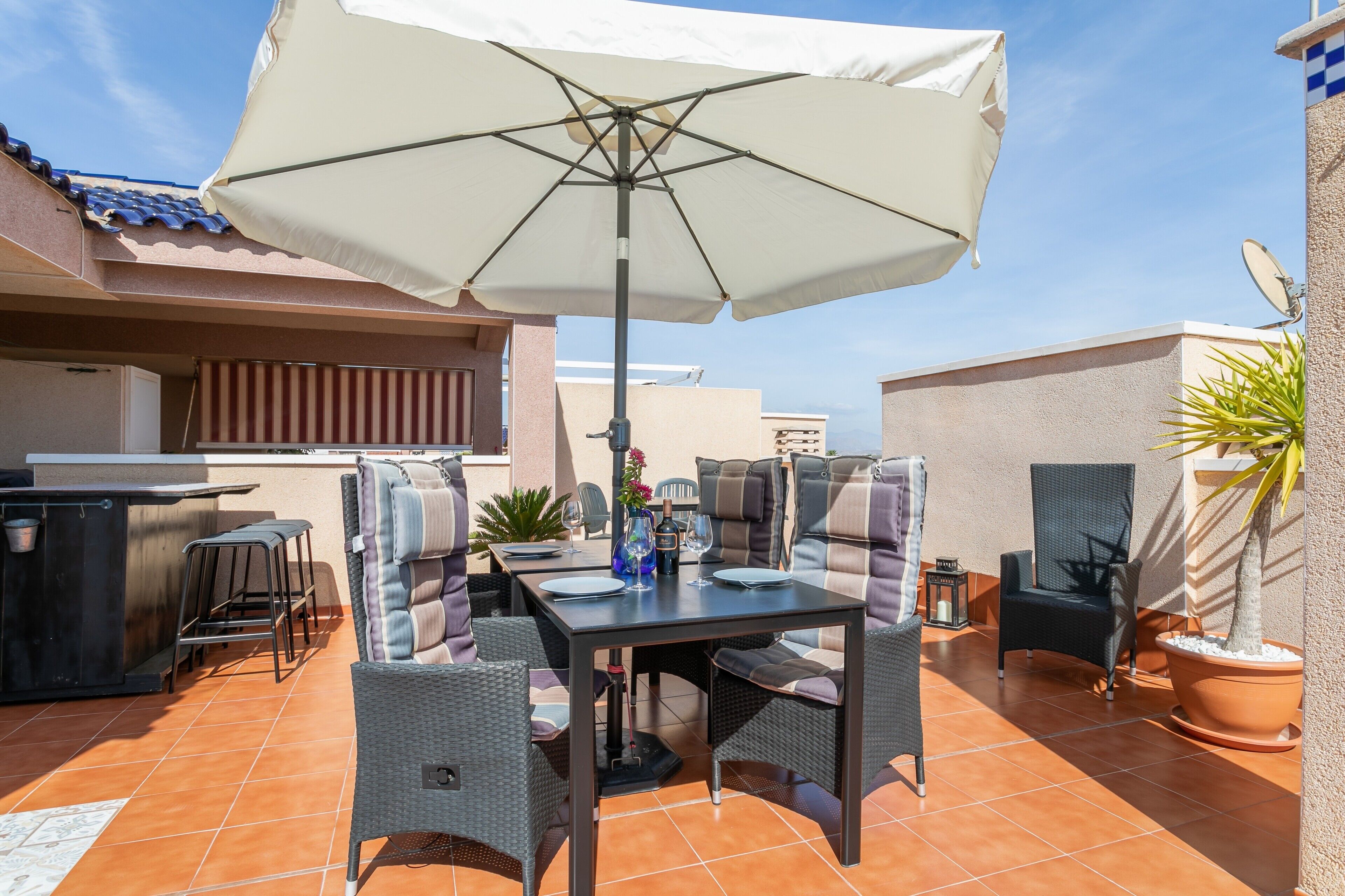 屋外ダイニングエリア