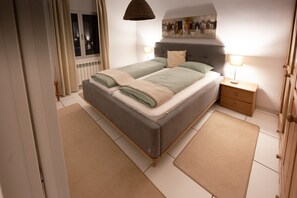 2 habitaciones, tabla de planchar con plancha y wifi gratis 