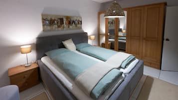 2 chambres, fer et planche Ă repasser, Wi-Fi gratuit, draps fournis