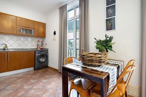 Dining - Vacation Apartment House Bali Furnas with Mountain View, Wi-Fi & Balcony (Furnas)