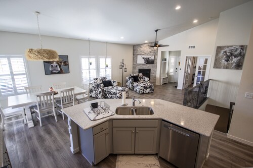 Lovely Loveland Family Retreat