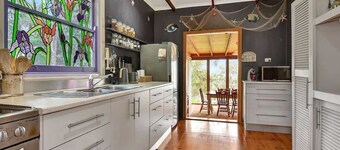 Wangi Waterfront Hideaway