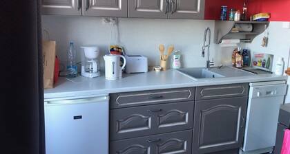 Appartement avec vue directe sur le port et 10mm de la plage/ Casino Le Tréport