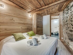 5 chambres, accès au Wi-Fi (inclus)