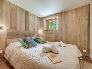 5 chambres, accès au Wi-Fi (inclus)