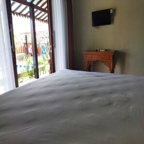 4 室のベッドルーム、ベッドシーツ