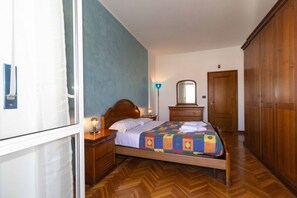 1 bedroom, WiFi, bed sheets - GuestHost - NEW! Balcony Apt x4 Alps View MM MONTE GRAPPA (Torino)