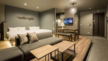 Kamar, Bebas Asap Rokok, Hewan Peliharaan Dilarang (4persons) | Meja kerja, tirai kedap cahaya, Wi-Fi gratis, dan seprai linen