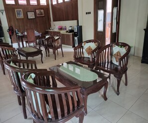 تناول الطعام