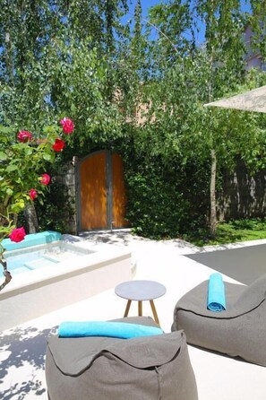 Garden view - Apartments Jovanovic - Alkima (Kotor)