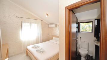 Apartment | 1 bedroom, desk, iron/ironing board, free WiFi