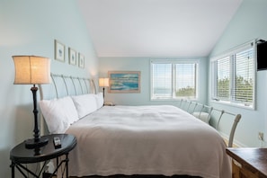 2 slaapkamers, een strijkplank/strijkijzer, gratis wifi, beddengoed