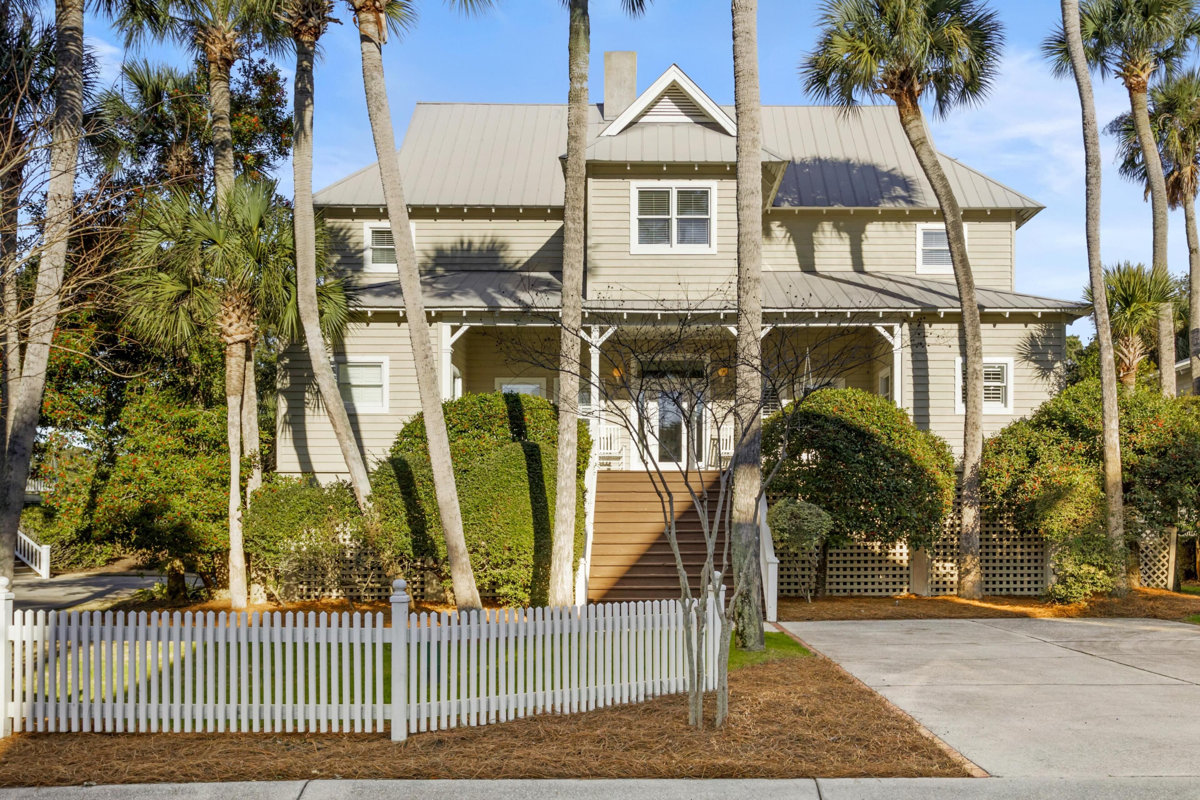 Kiawah Exclusives | 13 Atlantic Beach Ct.