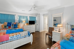 4 Schlafzimmer, Bügeleisen/Bügelbrett, kostenloses WLAN, Bettwäsche