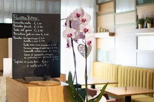 Daily cooked-to-order breakfast for a fee