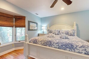 4 عدّة غرف نوم ومكواة/لوح كي وواي فاي مجانًا وملاءات أسرّة