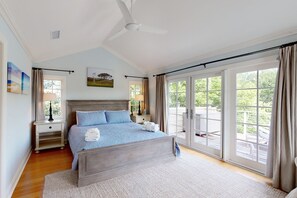 5 chambres, fer et planche à repasser, Wi-Fi gratuit, draps fournis