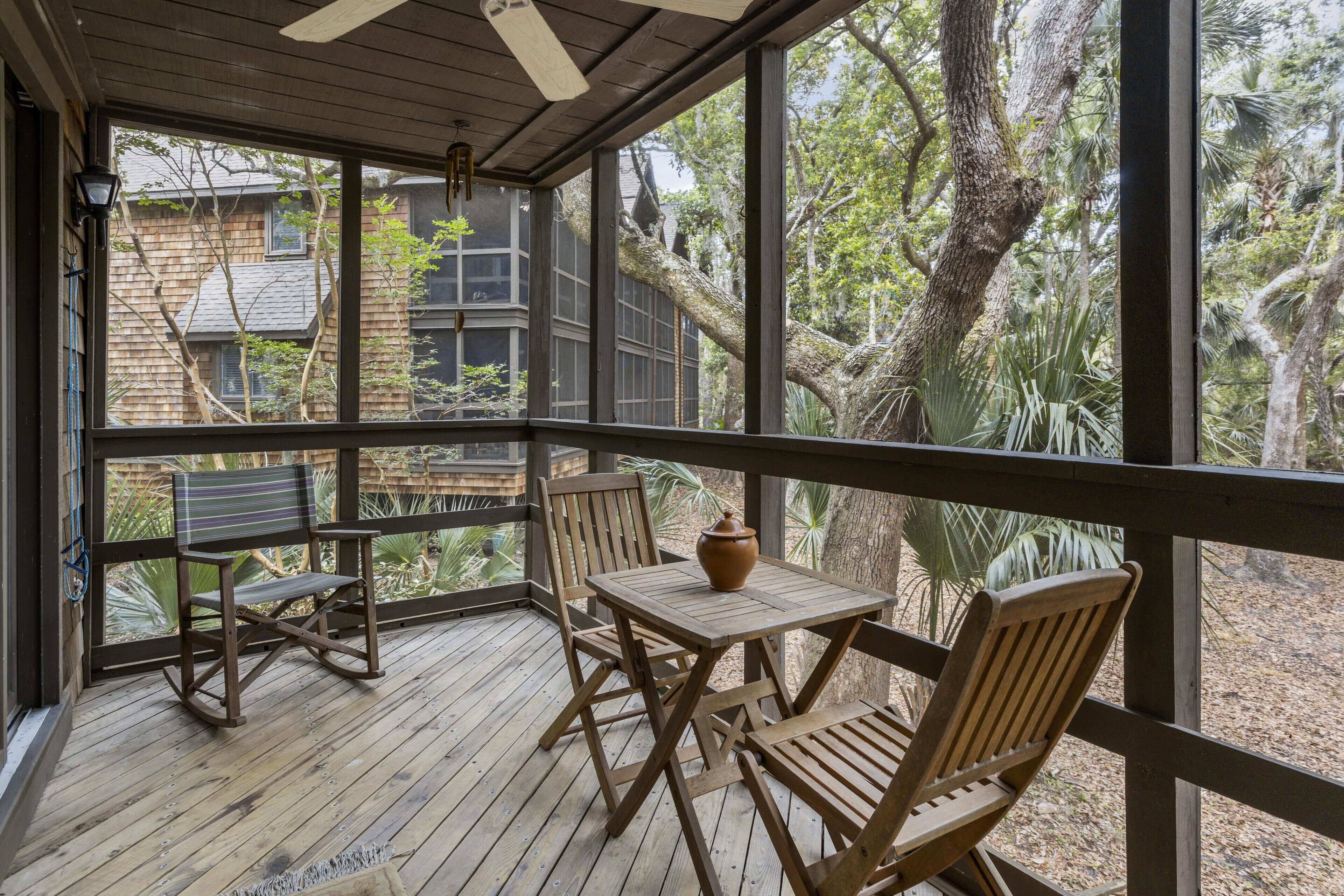 Kiawah Exclusives | 4280 Mariners Watch Villa Lagoon View