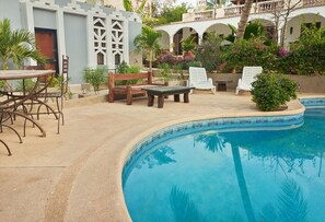 Outdoor pool - Studio 400m from the beach (Saly)