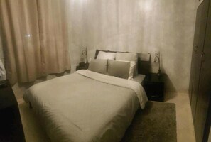 1 bedroom, WiFi - Chambre chez abdel (Salé)
