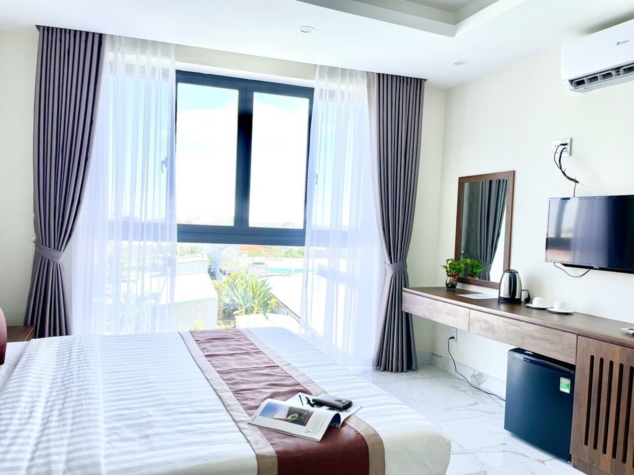 1 室のベッドルーム、WiFi