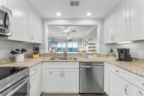 Ofen, Herdplatte, Geschirrspüler, Toaster