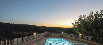 Antigoni Villa, Spacious Nature Retreat with Pool