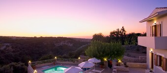 Antigoni Villa, a back-to-nature sanctuary in the historic Eleutherna Village!