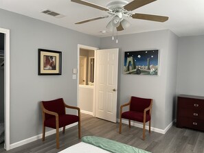 3 soverom, strykejern/-brett, wi-fi (inkludert) og sengetøy